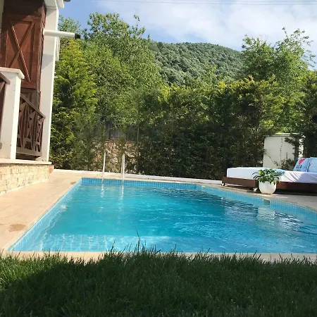 Life With Private Pool Villa